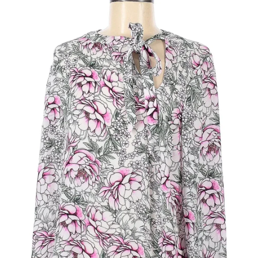 torrid white pink